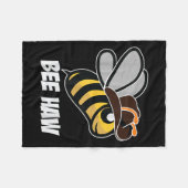 Funny Bee Haw Bumble Bee Graphic Cowboy Hat Fleecedecke (Vorderseite (Horizontal))