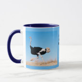 Funny Behielt auf Running Ostrich Foto Tasse (Links)