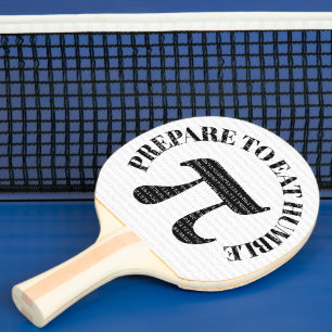 Funny bereitet sich auf etwas Humble Pi zu essen Tischtennis Schläger