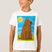 Funny Big Brown Hund sitzt in der Sonne T-Shirt (Vorderseite)