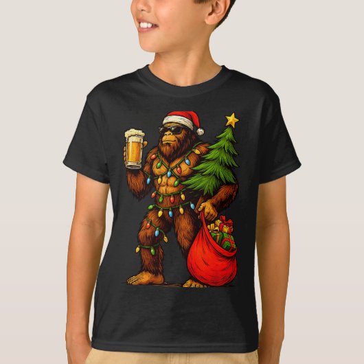 Funny Big Foot Santa Hat Drink Christmas Tree Xmas T-Shirt (Vorderseite)
