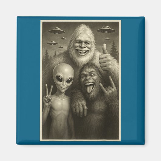 Funny Bigfoot, Alien, & Yeti Sasquatch Rock On Magnet (Vorne)