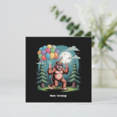 Funny Bigfoot Geburtstagsparty Bash Ballons Einladung (Stehend Vorderseite)