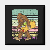 Funny Bigfoot Holding A Taco Magnet (Vorne)
