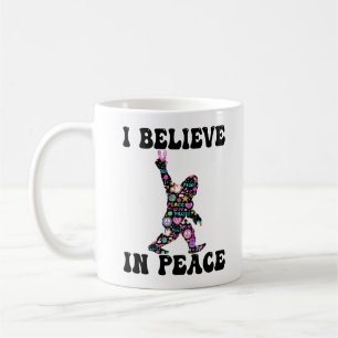 Funny Bigfoot Ich glaube an den Frieden Kaffeetasse