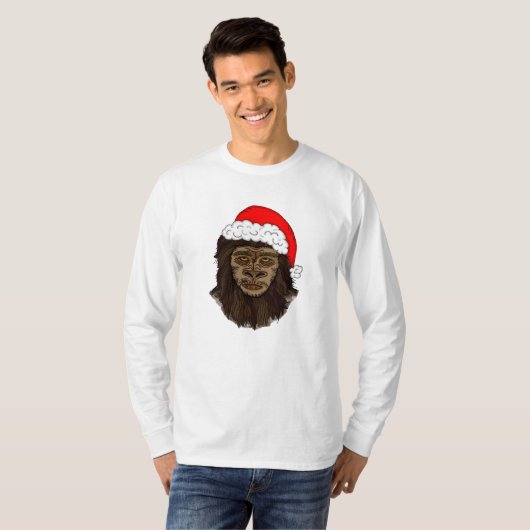 Funny Bigfoot In Weihnachtsmannmütze Sasquatch Spa T-Shirt (Vorne ganz)