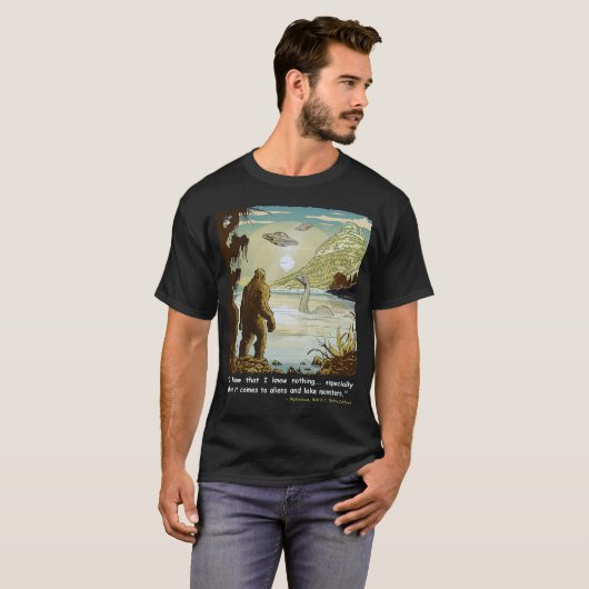 Funny Bigfoot Philosophy Loch Ness Monster UFOs T-Shirt (Vorne ganz)