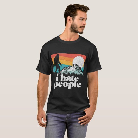 Funny Bigfoot Retro Mountain Design T-Shirt (Vorne ganz)