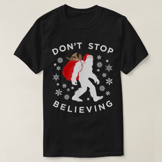 Funny Bigfoot Santa Christmas Design T-Shirt (Design vorne)