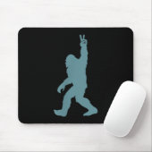 Funny Bigfoot Sasquatch Peace Sign Big Foot Squatc Mousepad (Mit Mouse)