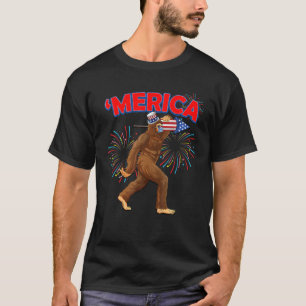 Funny Bigfoot - USA 4th July T-Shirt