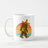 Funny Bigfoot Wandern mit großem Taco Kaffeetasse (Links)