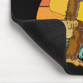 Funny Bigfoot Wandern mit großem Taco Mousepad (Ecke)