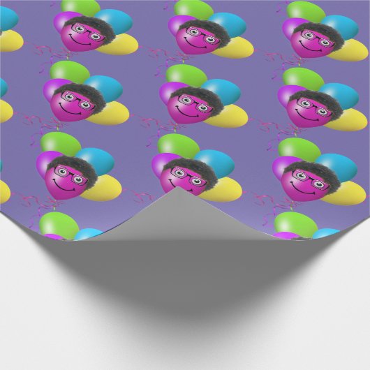 Funny Birthday Balloon Man's Face Geschenkpapier (Ecke)