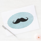 Funny Black Mustache auf Aquamarinen Blue Polka Do Ovaler Aufkleber (Umschlag)