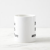 FUNNY BLACK TYPOGRAPHY - Ich bin hier der BOSS Kaffeetasse (Mittel)