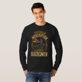 Funny Blacksmith ist der Teufel des Hammer T-Shirt (Vorne ganz)