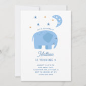 Funny Blue Elefant & Mond. Niedlicher Kindergeburt Einladung (Vorderseite)
