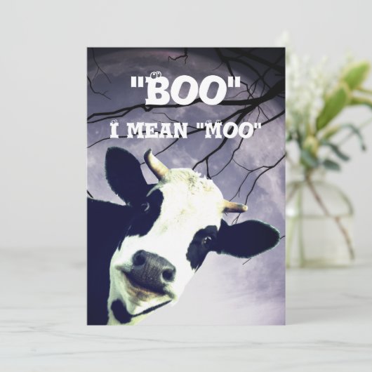 Funny Boo I gemein Moo Cow Moon Halloween-Party Einladung (Stehend Vorderseite)