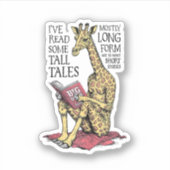 Funny Book Lover Giraffe Long Form Tall Tales Lese Aufkleber (Vorderseite)