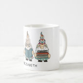 Funny Book Lover Reading Gnomes Custom Kaffeetasse (VorderseiteRechts)