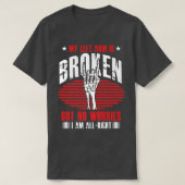 Funny Broken Links Arm Skelett gebrochene Knochen  T-Shirt (Design vorne)