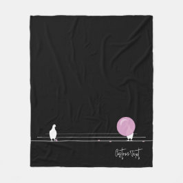 Funny Bubblegum Birds on a Wire Black Fleecedecke