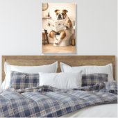 Funny Bulldog Reading Newspaper Bathroom Humor Leinwanddruck (Insitu (Schlafzimmer))