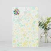 Funny Bunny biting an Easter Egg Briefpapier (Stehend Vorderseite)