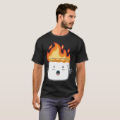 Funny Burning Marshmallow Camping T-Shirt (Vorne ganz)