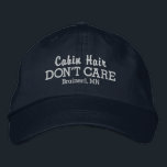 Funny Cabin Hair Keine Vorsicht bei Custom Town/La Bestickte Kappe<br><div class="desc">Der lustige Baseballhut, der lautet "Hüttenhaar kümmern Sie sich nicht". Fügen Sie den Namen Ihrer Lieblingshütte oder Seestadt hinzu (oder löschen). Ändern Sie einfach den Text und die Farbe. Egal ob Sie nach Norden in die Kabine fahren oder einen Tag am See verbringen, das wird bald Ihr "Go to" Hut...</div>
