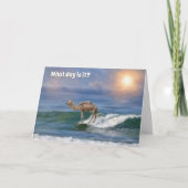 Funny Camel Surfing in the Ocean Birthday Card Karte (Vorderseite)