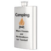 Funny Camping Sprichwort mit Marshmallows und Freu Flachmann (Links)