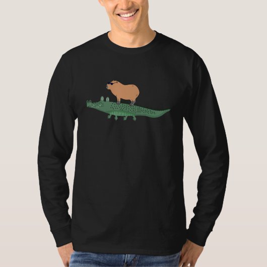 Funny Capybara Riding On A Crocodile T-Shirt (Vorderseite)