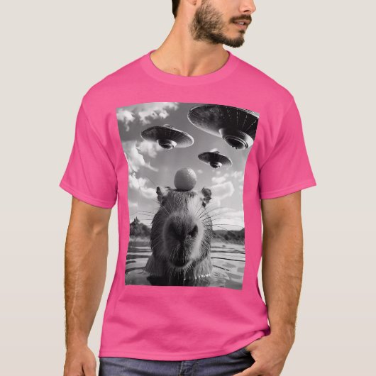 Funny Capybara Selfie mit Alien Ufos T-Shirt (Vorderseite)