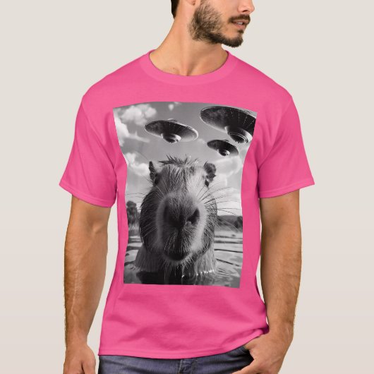 Funny Capybara Selfie mit Alien Ufos T-Shirt (Vorderseite)