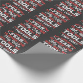 Funny Carpenter und Handwerker Husband Joke Geschenkpapier (Ecke)