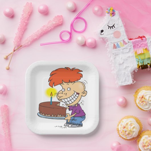 Funny Cartoon Boy with Chocolate Birthday Cake Pappteller (Party)