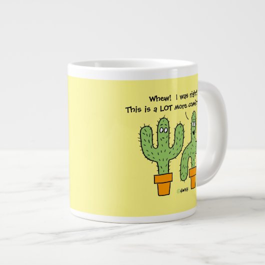 Funny Cartoon Cactus in Pot Bright Yellow Sunshine Jumbo-Tasse (Vorderseite Rechts)