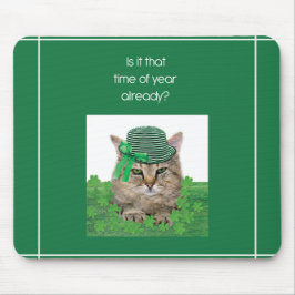 Funny Cat am St. Patrick's Day Mousepad