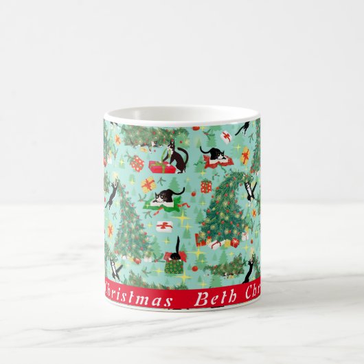Funny Cat and Christmas Tree Custom Coffee Tasse (Mittel)