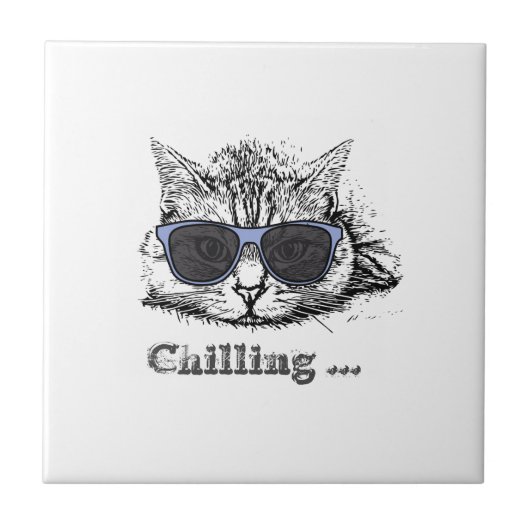 Funny Cat Chilling mit Niedlicher Sonnenbrille Fliese (Vorderseite)