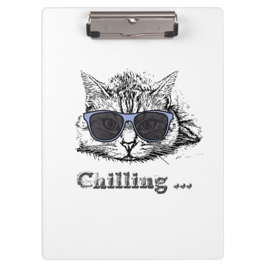 Funny Cat Chilling With Cute Sunglasses           Klemmbrett (Vorderseite)