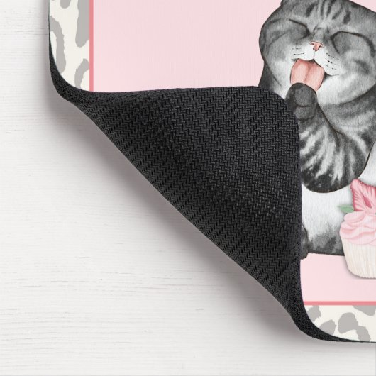 Funny Cat Eating Bakery Mousepad (Ecke)