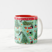 Funny Cat in Christmas Tree Custom Zweifarbige Tasse (VorderseiteRechts)