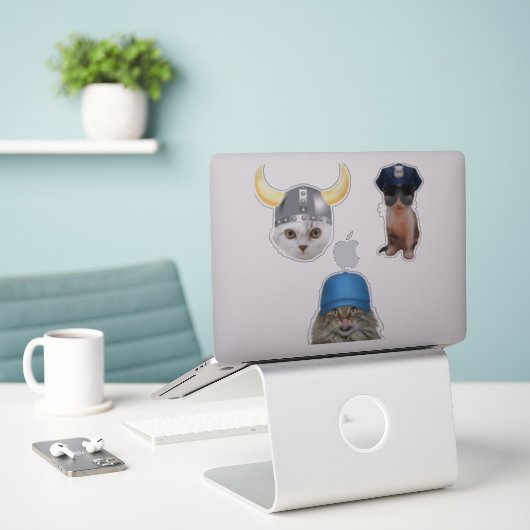 Funny Cat Memes Aufkleber (Laptop auf Schreibtisch)