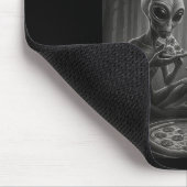 Funny Cat mit Alien und Bigfoot essen Pizza Ufo Mousepad (Ecke)