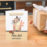 Funny Cat "Purr-fect" jedes Alter Geburtstag Karte<br><div class="desc">Senden Sie einen besonderen Geburtstagsgruß mit dieser lustigen "Purr-fect"-Geburtstagskarte. Das schlichte Design zeigt eine Cartoon-Katze mit dem Aufdruck "Einen reinen Geburtstag wünschen!". Sie können den Text auf der Vorderseite der Karte einfach ändern, indem Sie das Feld "Personalisieren Sie diese Vorlage" benutzen. Das Karteninnere ist leer, damit Sie eine persönliche Nachricht...</div>