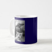 Funny Cat Selfie mit UFO Alien Drones Kaffeetasse (Vorderseite Links)