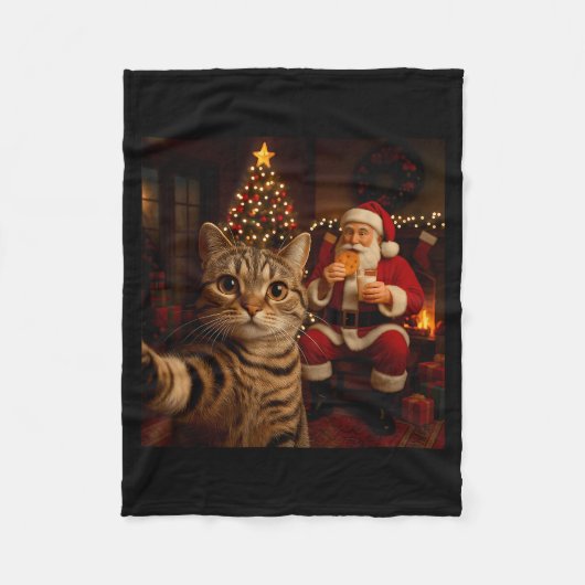 Funny Cat Selfie Santa Claus Eating Cookies Christ Fleecedecke (Vorderseite)